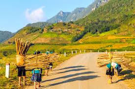 Cycling Tour Sapa 3 Days from Sa Pa to Lao Cai